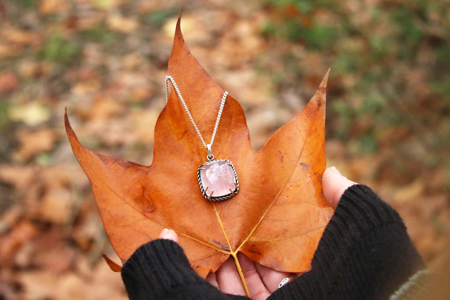 Las piedras naturales y su conexión con la naturaleza Las piedras naturales