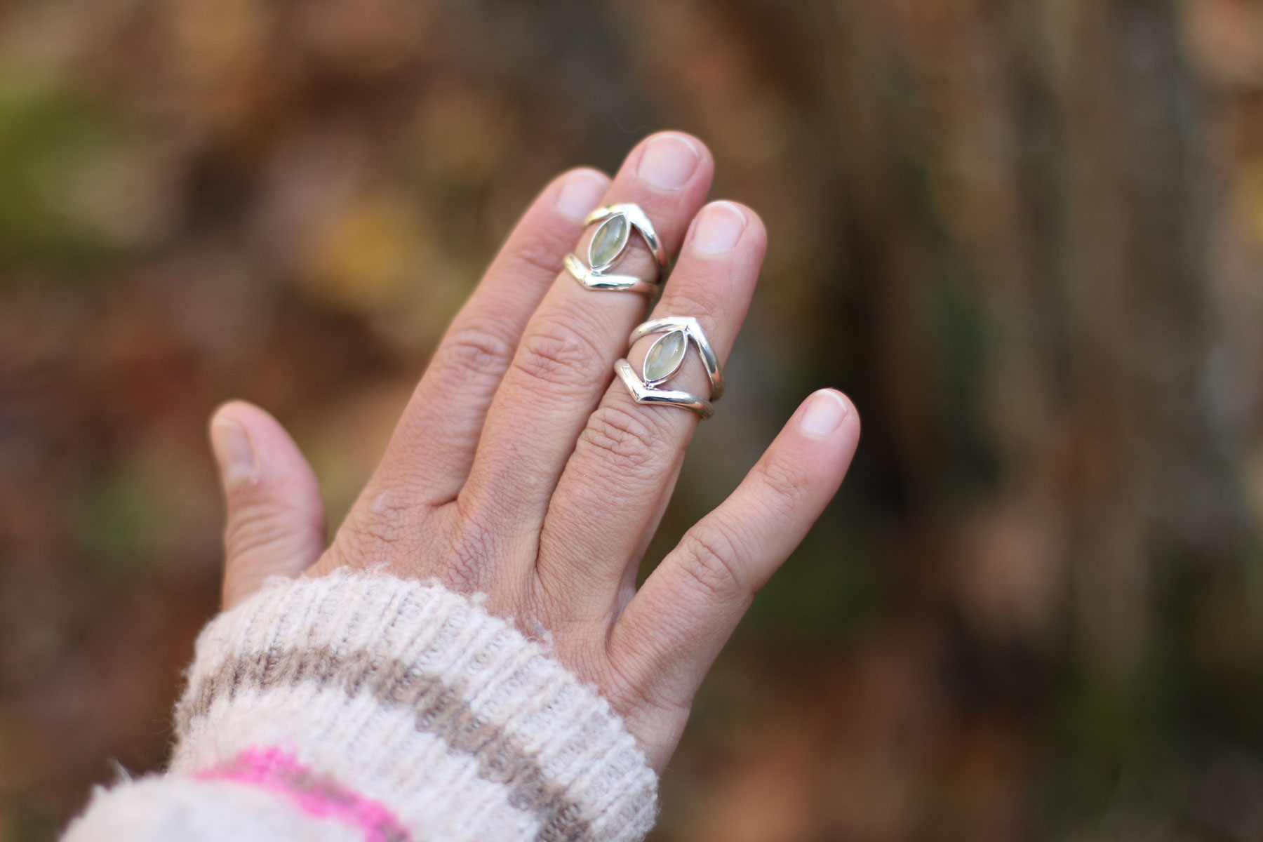 Anillo SAVIA I con PREHNITA - Imagen 3